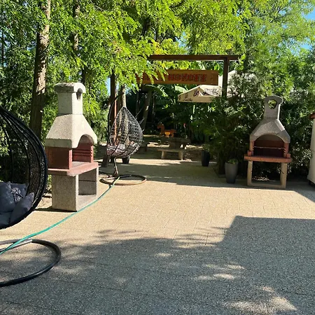 Διαμέρισμα Tuende Vendeghaz *