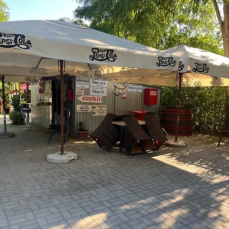 Tuende Vendeghaz Διαμέρισμα Fokto